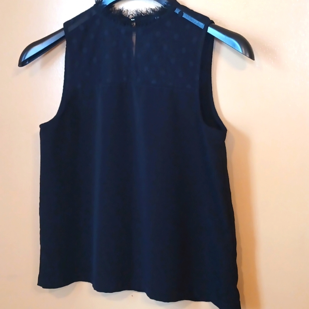 Forever 21 Black sleeveless lace detail mock Neck women's blouse top size Medium